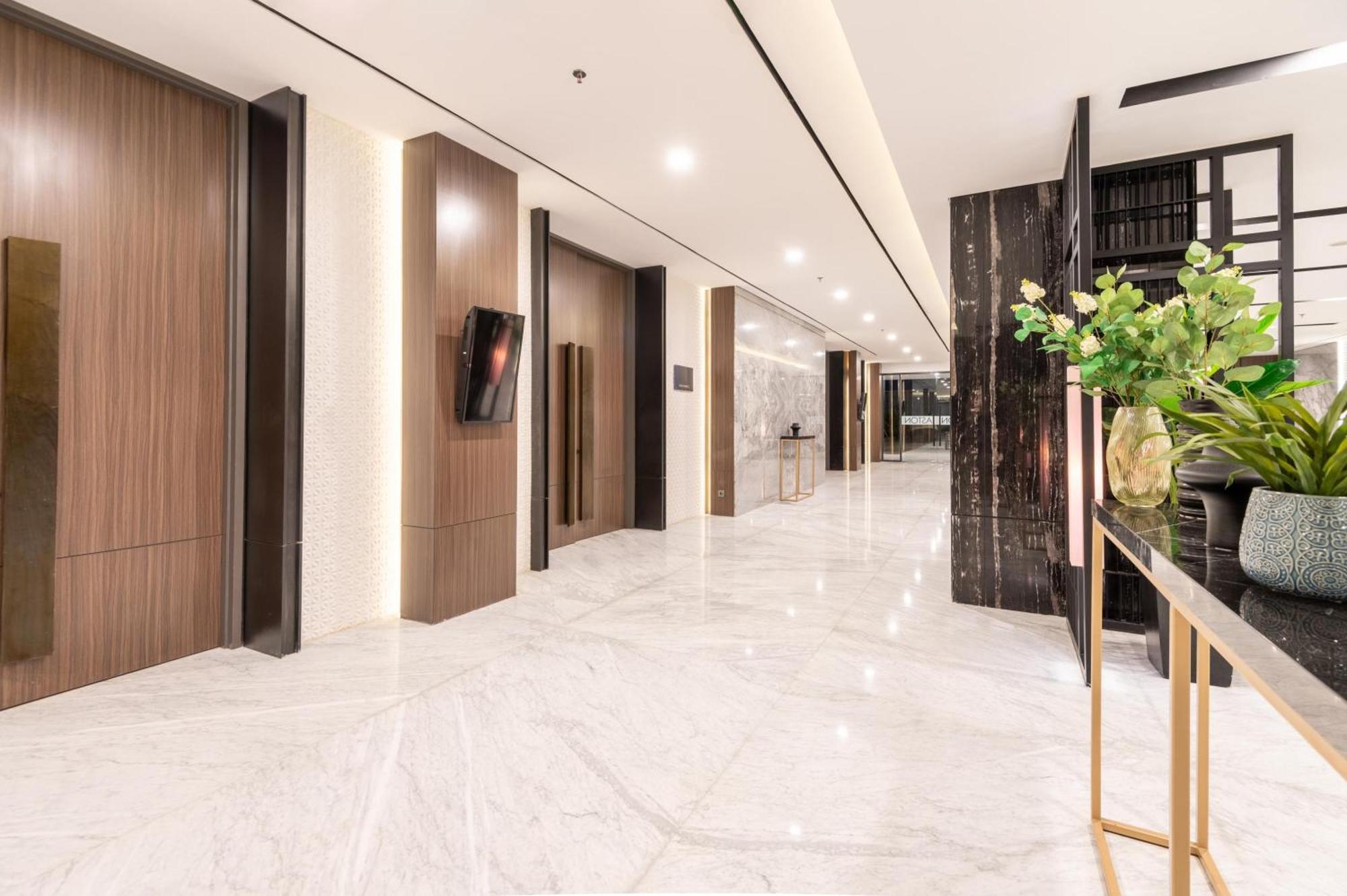 Aston Sorong Hotel & Conference Center Екстериор снимка
