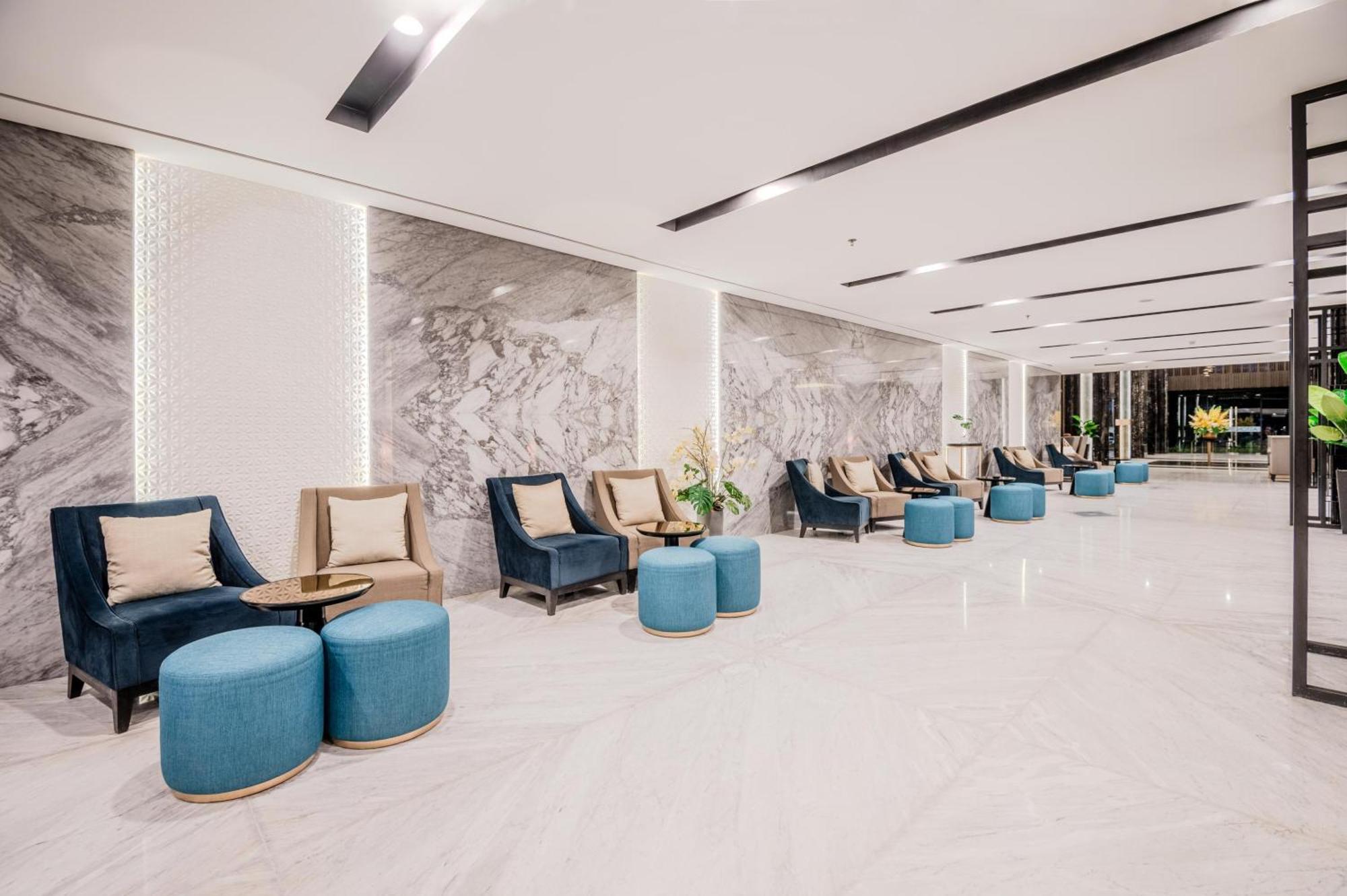 Aston Sorong Hotel & Conference Center Екстериор снимка