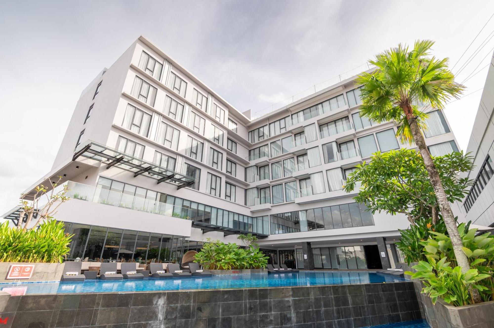 Aston Sorong Hotel & Conference Center Екстериор снимка